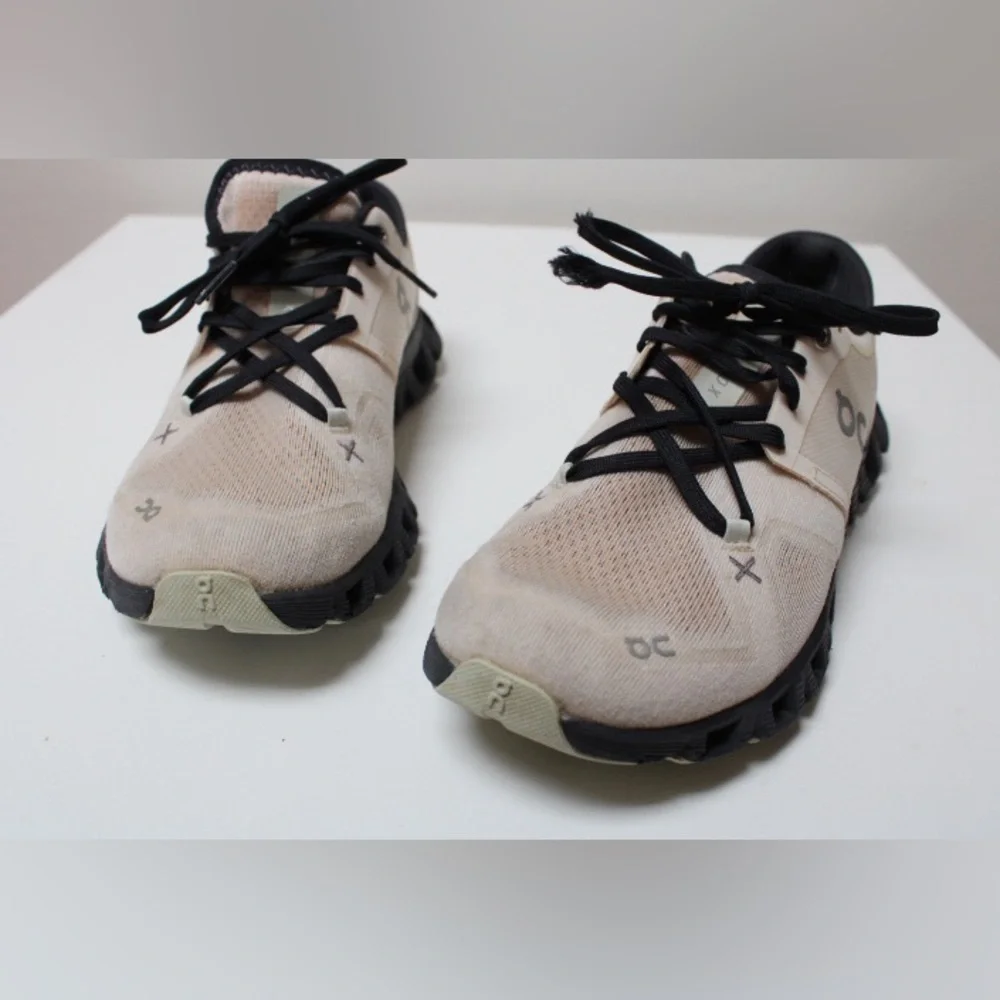 On Cloud X 3 shoes